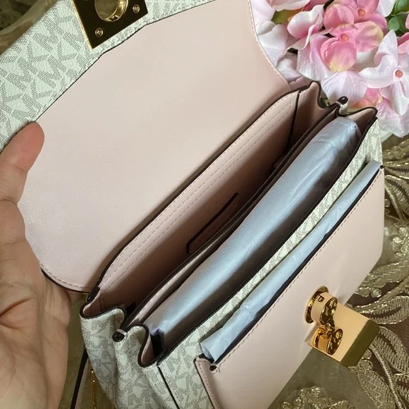 Michael Kors MD shoulder bag - Picture 8 of 11